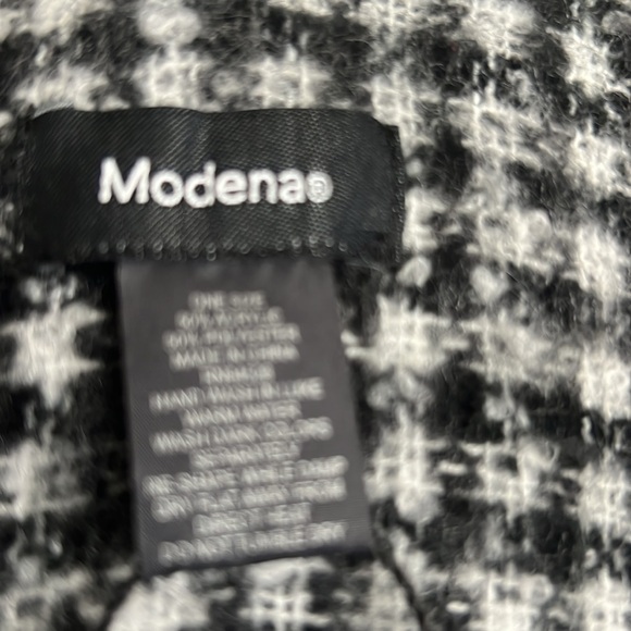 Plaid reversible pancho worn once - Picture 3 of 4